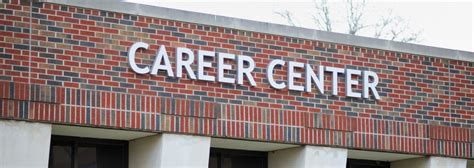 Top 10 Colleges With The Best Career Service Centers College Cliffs