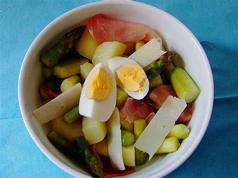 Lauwarmer Spargel Kartoffelsalat Mit Schinken Und Ei Chefkoch