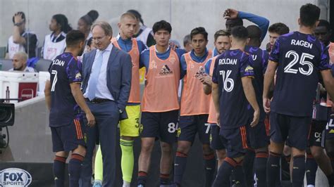 Seattle Sounders Midfielder Nicolas Lodeiro Out With Tendinitis For