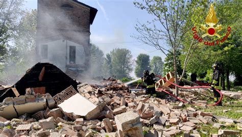 Guasto All Impianto A Gas Esplosione In Un Abitazione Di Muradolo