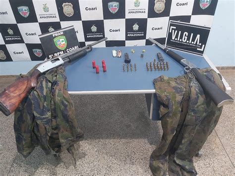 Pol Cia Militar Apreende Armas De Fogo E Bote Usados Em Crimes De