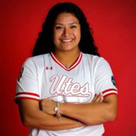 Isabel Cruzs Softball Recruiting Profile