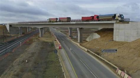 Adif Realiza Las Pruebas De Carga En Tres Viaductos Del Nudo