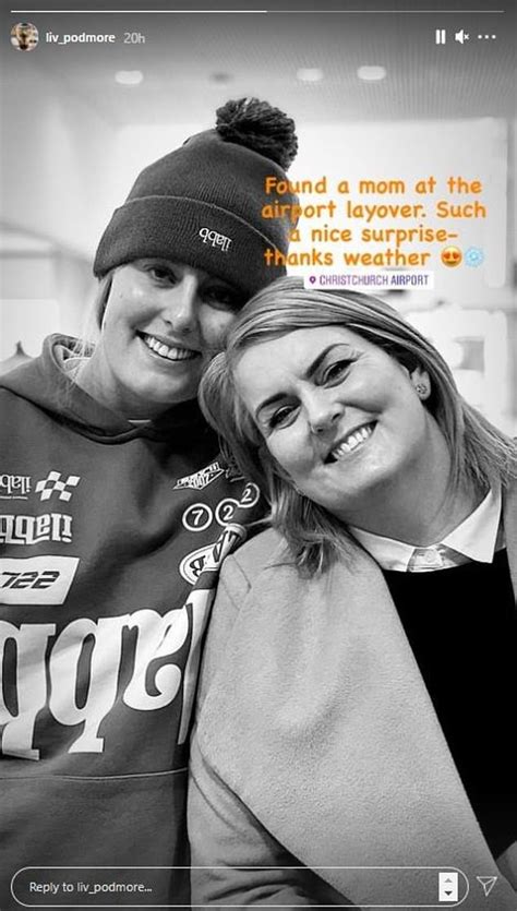 10 Hot Sexy Olivia Podmore Bikini Pics