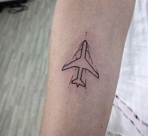 Pin De Heanes Andrade Em Tattoo Em Tatuagem De Avia O Tatuagem