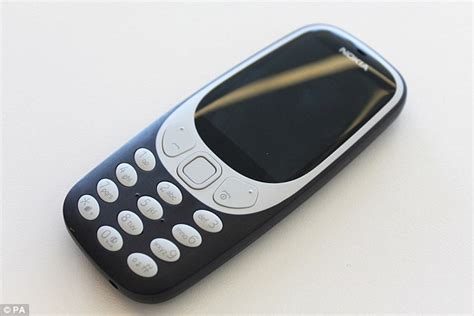 Nokia Brings Back Its Classic 3310 Model After 17 Years Daily Mail Online