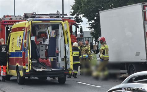 Miertelny Wypadek W Gorzowie Kieruj Cy Skuterem Zderzy Si Z Ci Ar Wk