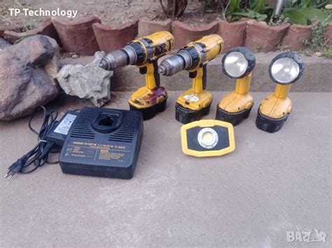 Акумулаторен Комплект DeWALT Винтоверти 18V + Фенери + LED лампа в ...