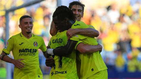 El Villarreal golea al Elche y mantiene su portería a cero