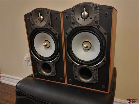 Paradigm Reference Studio 20 V4 Speakers For Sale UK Audio Mart