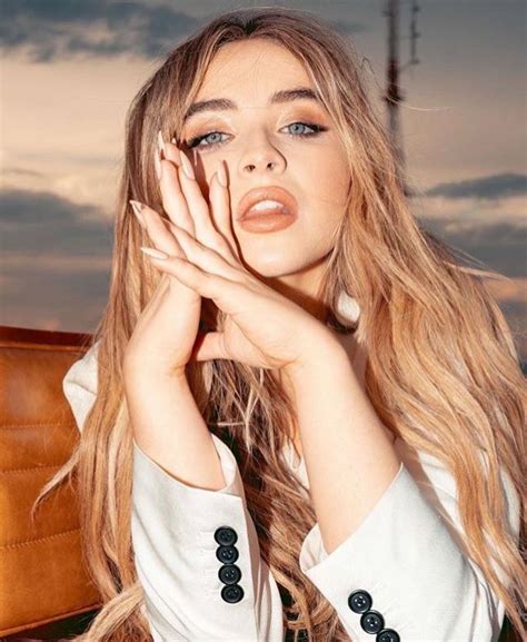 Estilo Sabrina Carpenter Sabrina Carpenter Outfits Celebrities Female Celebs Girl Meets