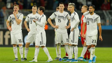 Football news - Germany waste two-goal lead to draw 2-2 with Argentina ...