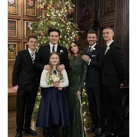 Photo David Beckham Victoria Beckham Et Leurs Quatre Enfants Cruz