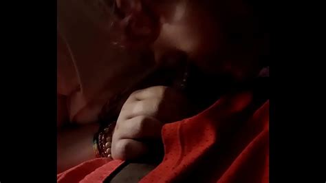 española chupa la polla mientras mamá es s XVIDEOS