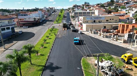 Avenida Brasil recebe 715 metros lineares de novo recapeamento asfáltico