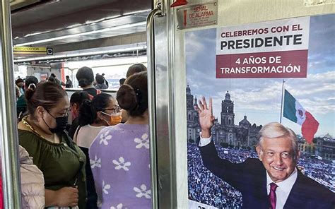 Ordenan Retirar Del Metro Carteles De La Marcha De AMLO Aristegui