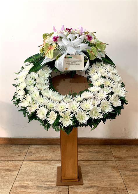 C17 Arreglo Floral de Condolencias Floristería Jacqueline