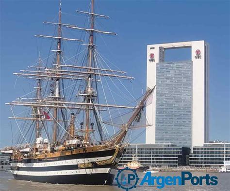 En Video Y Fotos Lleg Al Puerto De Buenos Aires El Buque Escuela