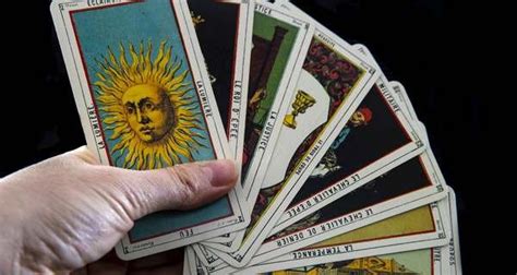 Fortune Telling - Tarot Card Reading