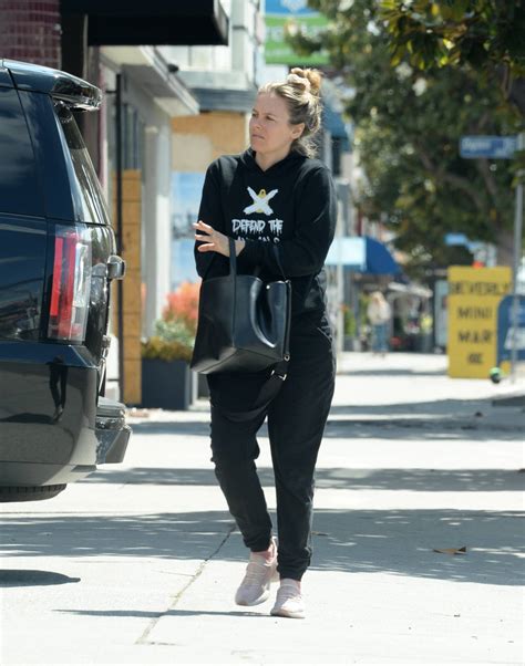 Alicia Silverstone Makeup Free Seen Heading To The Gym In Los Angeles