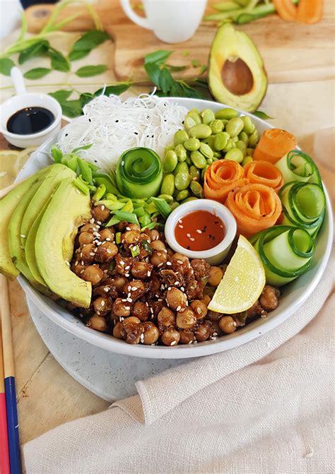 EASY VEGAN POKE BOWL WITH CHICKPEAS – GET SET VEGAN