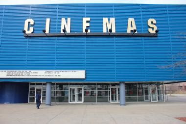 Chatham 14 Theaters to Serve Alcohol After Renovations - Chatham - Chicago - DNAinfo