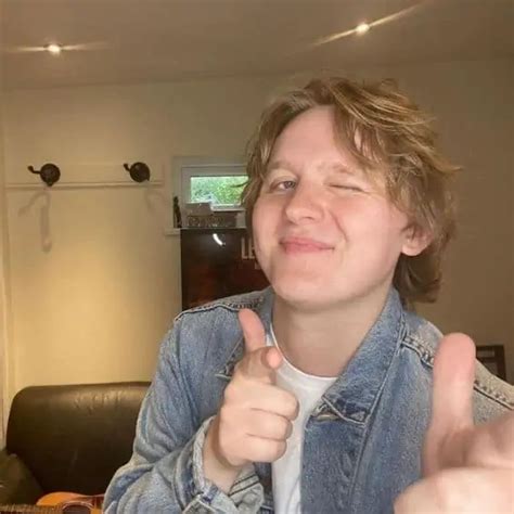 Lewis Capaldi Height Age Net Worth Girlfriend Full Bio