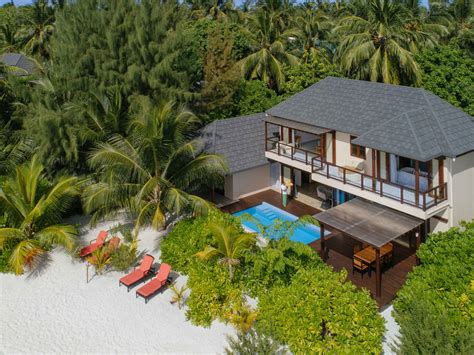 Travel Trade Maldives Summer Island Maldives Awarded Prestigious Red