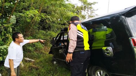 Tabrakan Maut Innova Di Tol Medan Tebing Tinggi 4 Orang Tewas