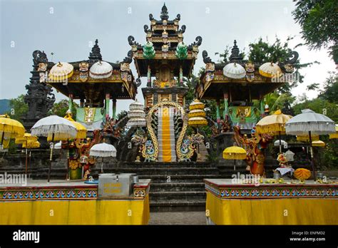 Pura Beji Bali temple dedicated to the goddess Dewi Sri, Bali, Indonesia Stock Photo - Alamy