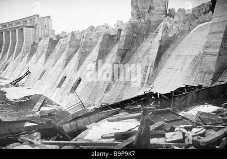 The Dnieper dam Stock Photo: 23248571 - Alamy