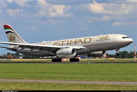 A Eyp Airbus A Etihad Airways Leo Huijsman Jetphotos