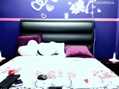 THICK LATINA BABE FROM CamLiveHub Eu Showing Off Her Amazing Body Pt Raissa Conte