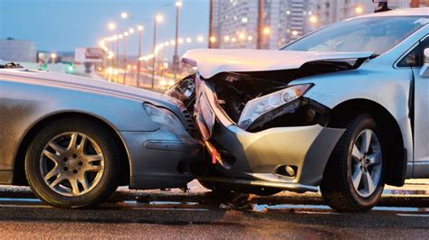 Find An Arizona Car Accident Attorney That Will Fight To Get You Paid