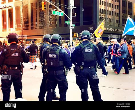 Swat Team In Position On The Streets Of New York City Usa Stock Photo