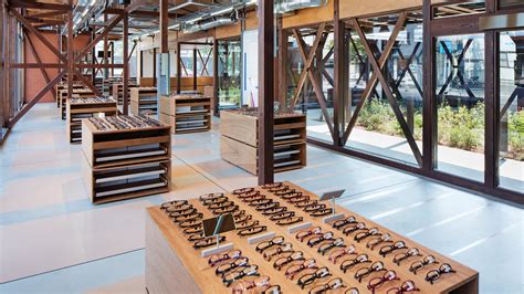 Frameweb Schemata Architects Broadens The Sight Of An Outdated Retail