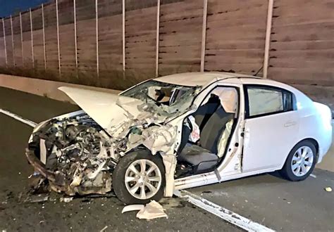 Driver In Life Threatening Condition After A Crash On Hwy 401 At The