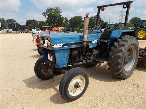 Long 460 Farm Tractor Sn 45050266 3 Pth Pto 149 28 Tires