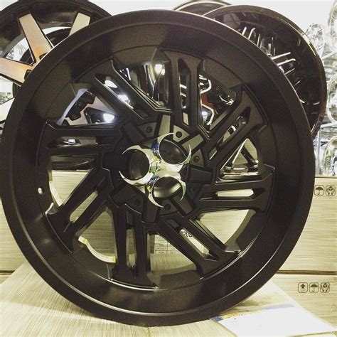 RimTyme Custom Wheels & Tires: Photo