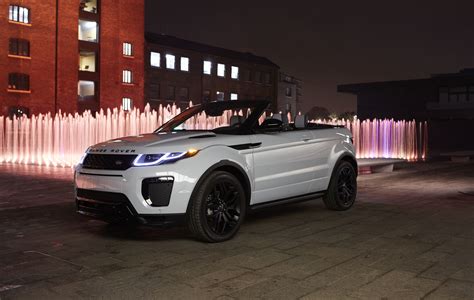 Range Rover Evoque convertible 4 x 4 launched - it's seriously dividing