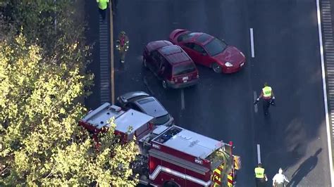 Multi-vehicle crash closes NB Baltimore-Washington Parkway