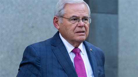 Jurors in Sen. Bob Menendez trial get stuck in elevator – NBC10 ...