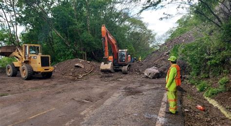 Restablecen circulación en carreteras de Colima Oaxaca Jalisco y