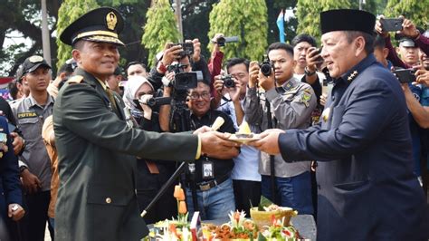 Danrem Gatam Pimpin Upacara Hut Ke Tni Tahun Media D