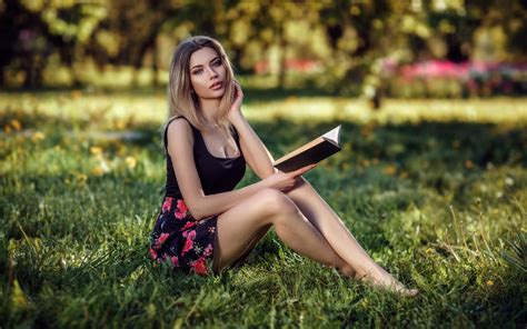 Wallpaper Woman Blonde Sitting Grass Books Portrait Depth Of