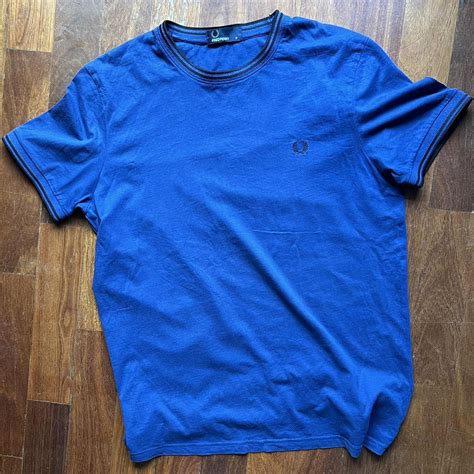 Fred Perry T Shirt Size Medium Tiny Little Hole Depop