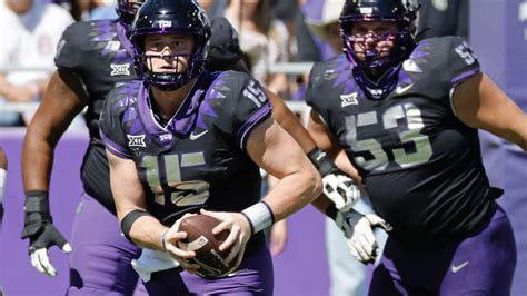 TCU's Max Duggan Wins the 2022 Johnny Unitas Golden Arm Award