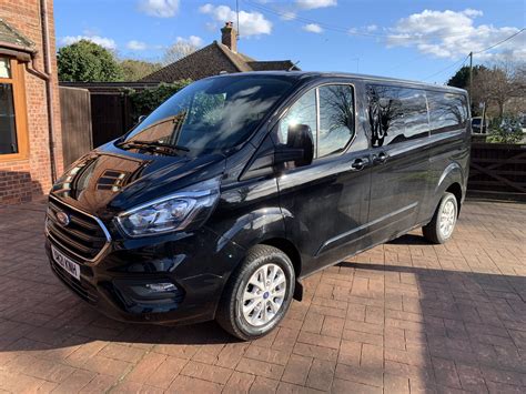 Ford Transit Custom 320 L2 2 0 TDCi Double Cab LWB 130bhp TradeCars