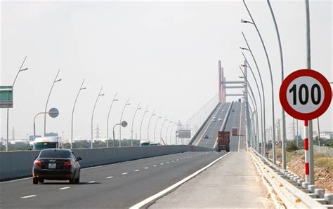 SAV slash investment cost, toll collection time for bridge project