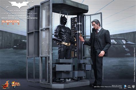 Hot Toys MMS236 The Dark Knight 1 6th Scale Batman Armory With